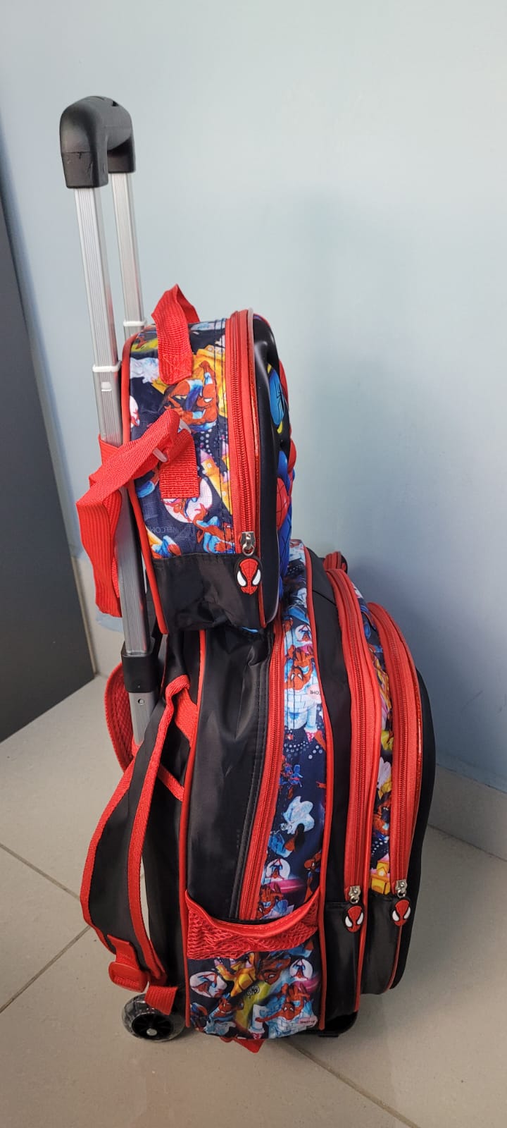 Morral de Ruedas Trio en Relieve